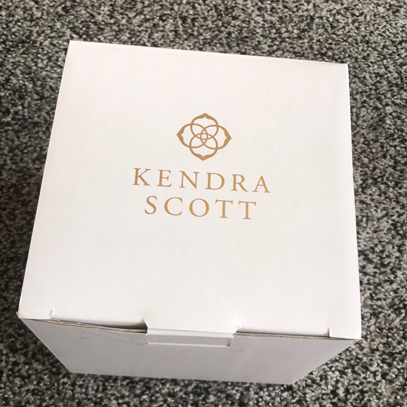 Kendra Scott Mini Rose Gold Dome Box Abalone Shell - Picture 7 of 8